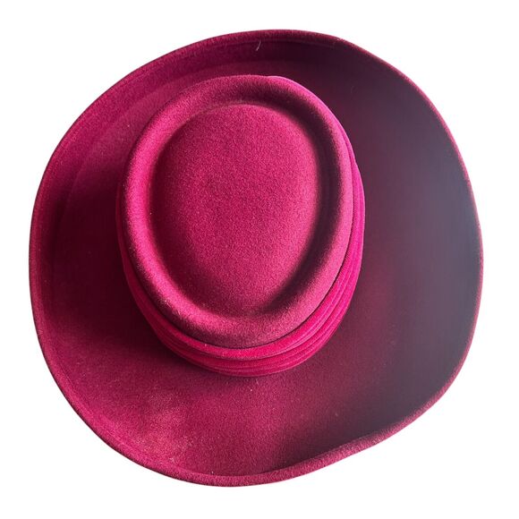 Whittall & Shon Accessories - Vintage Whittall & Shon Doeskin 100% Felt Wool Burgundy Bollman Hat Co. USA